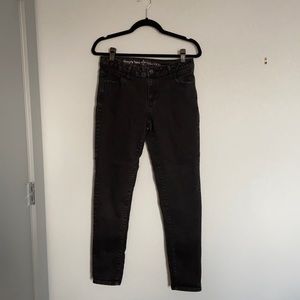 Size 6 Simply Vera - Vera Wang jeans